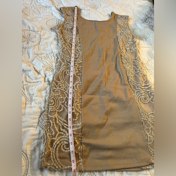 Tee N Rose Taupe Top - Picture 15 of 15